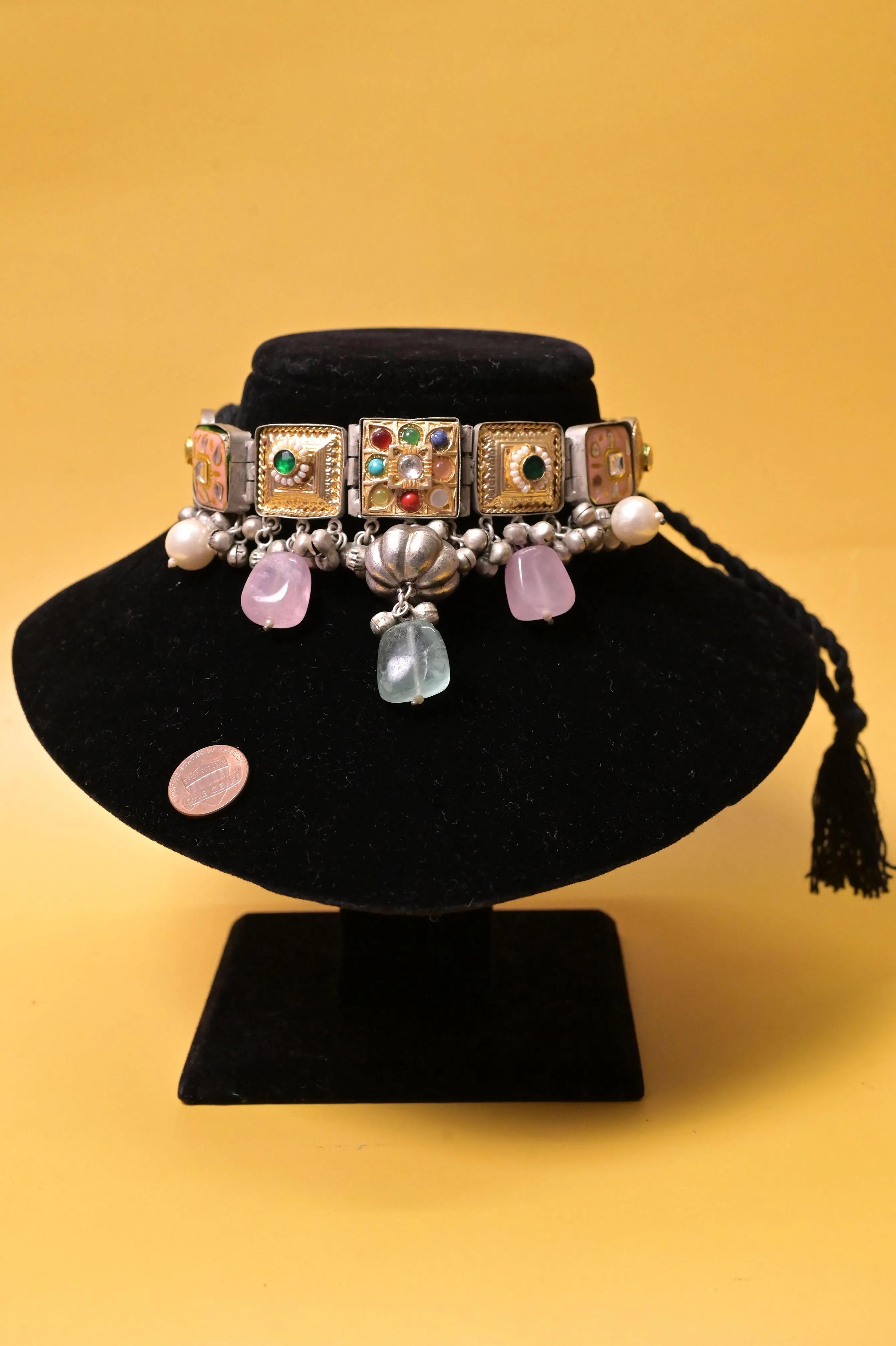 92.5 Silver Polish Marwar Style Choker Necklace Set with Monalisa Stone & Pachi Kundan Work