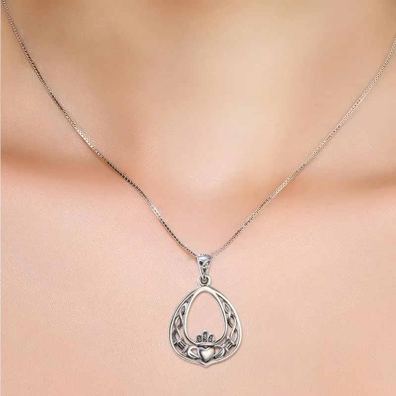 925 Sterling Silver Claddagh Pendant Necklace with 18" Chain