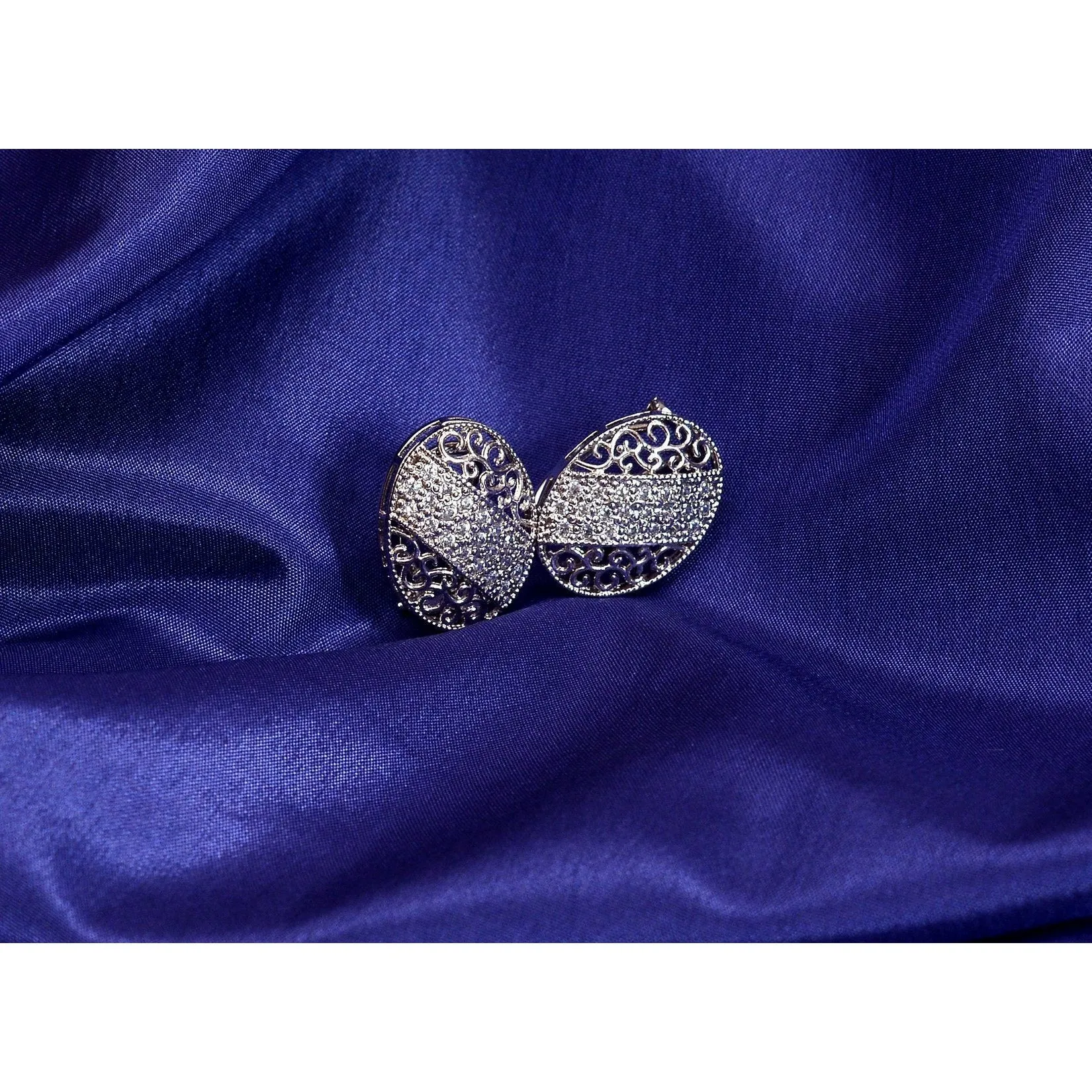 Amerah Saqafat Earrings | Pure Silver Studs Classical Design (925 Sterling Silver)