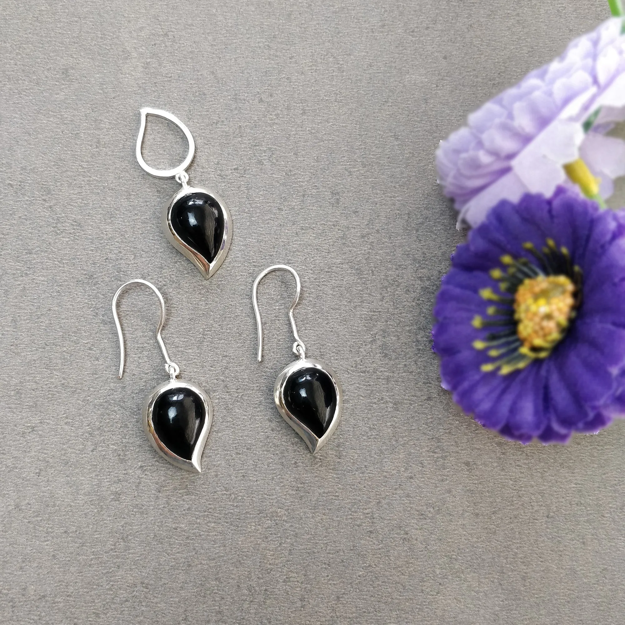 Black Onyx Gemstone Jewelry Set : 925 Sterling Silver Natural Onyx Leaf Shape Cabochon Bezel Set Earrings Pendant Jewelry Set