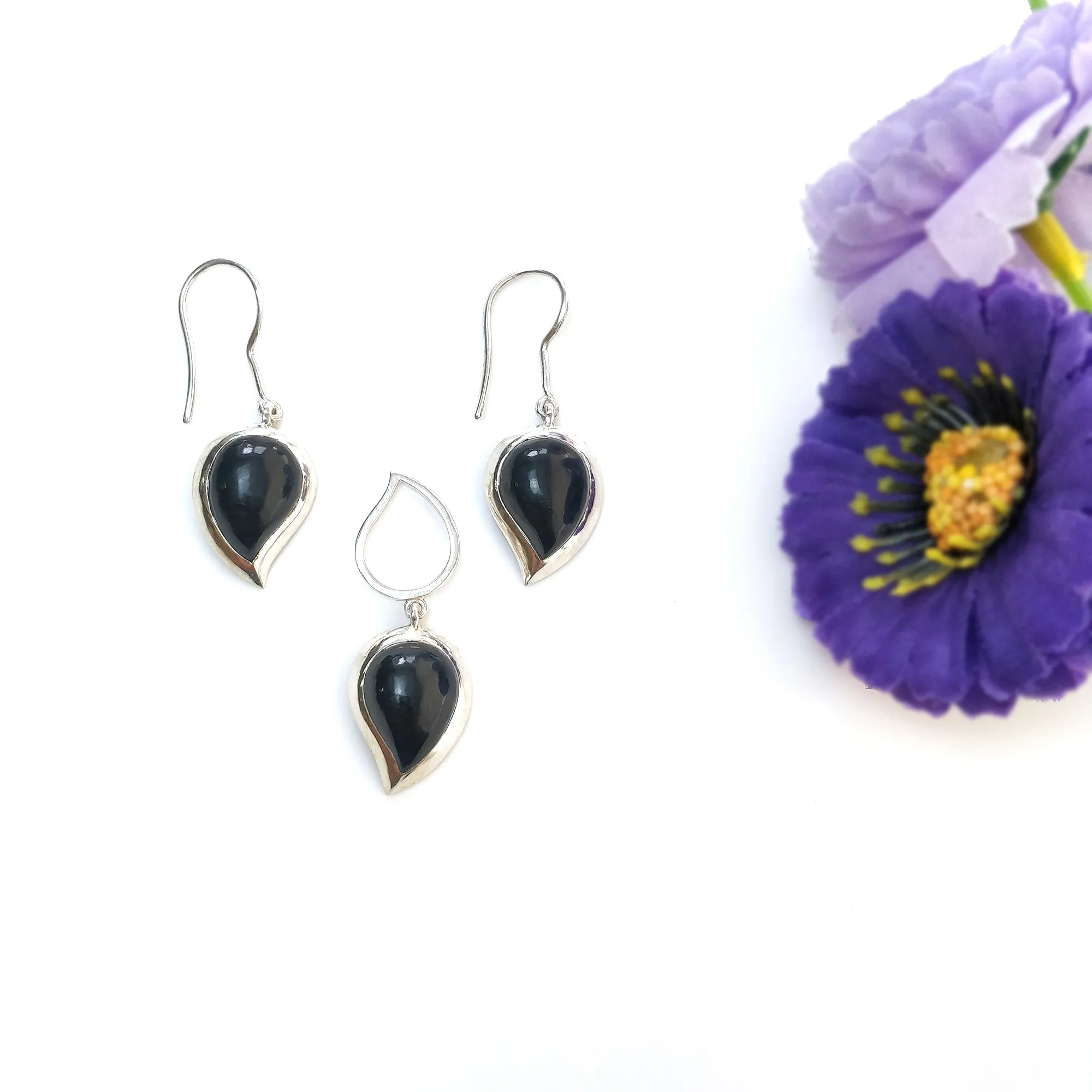 Black Onyx Gemstone Jewelry Set : 925 Sterling Silver Natural Onyx Leaf Shape Cabochon Bezel Set Earrings Pendant Jewelry Set