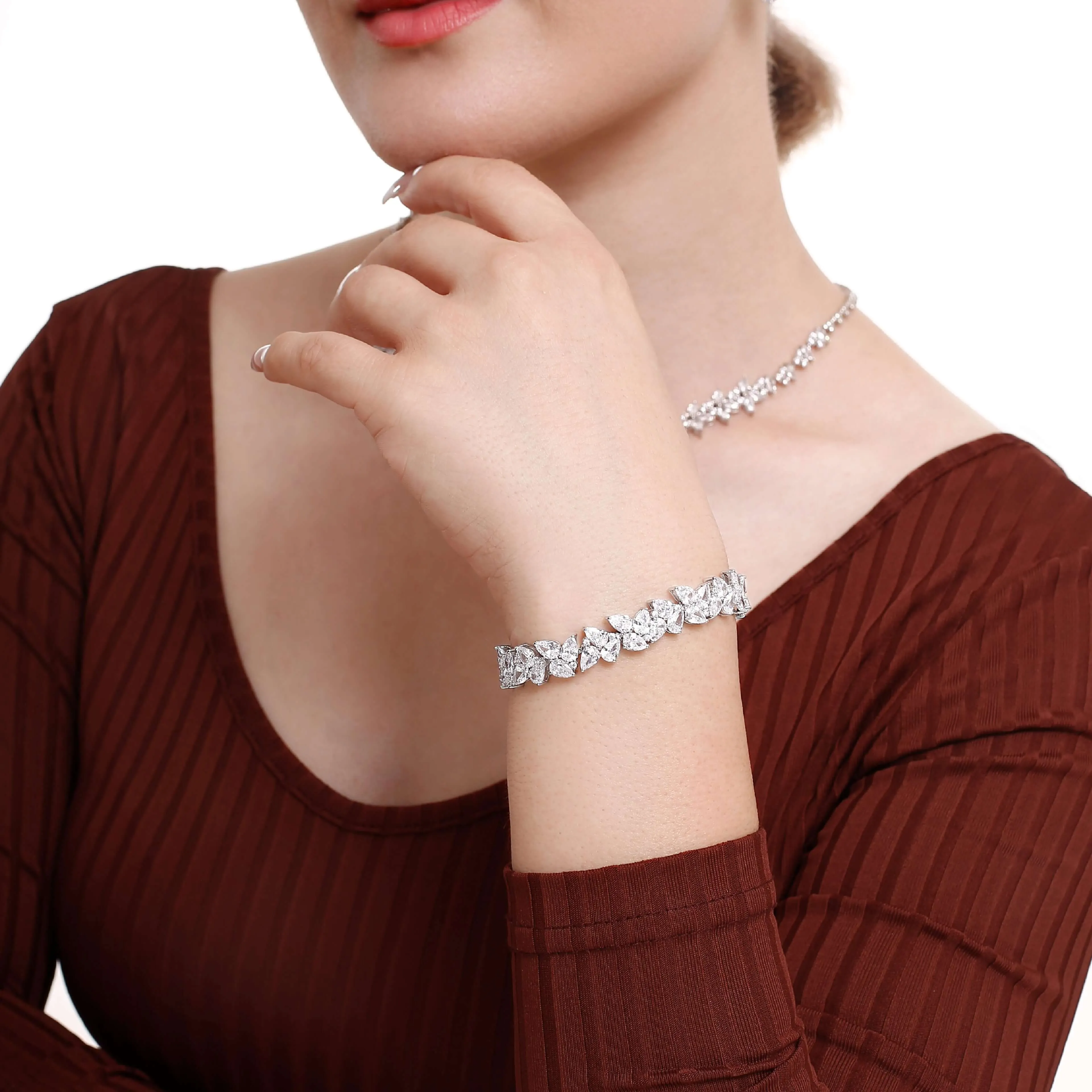 Elegant Marquise Leaf Cubic Zirconia Chain Bracelet