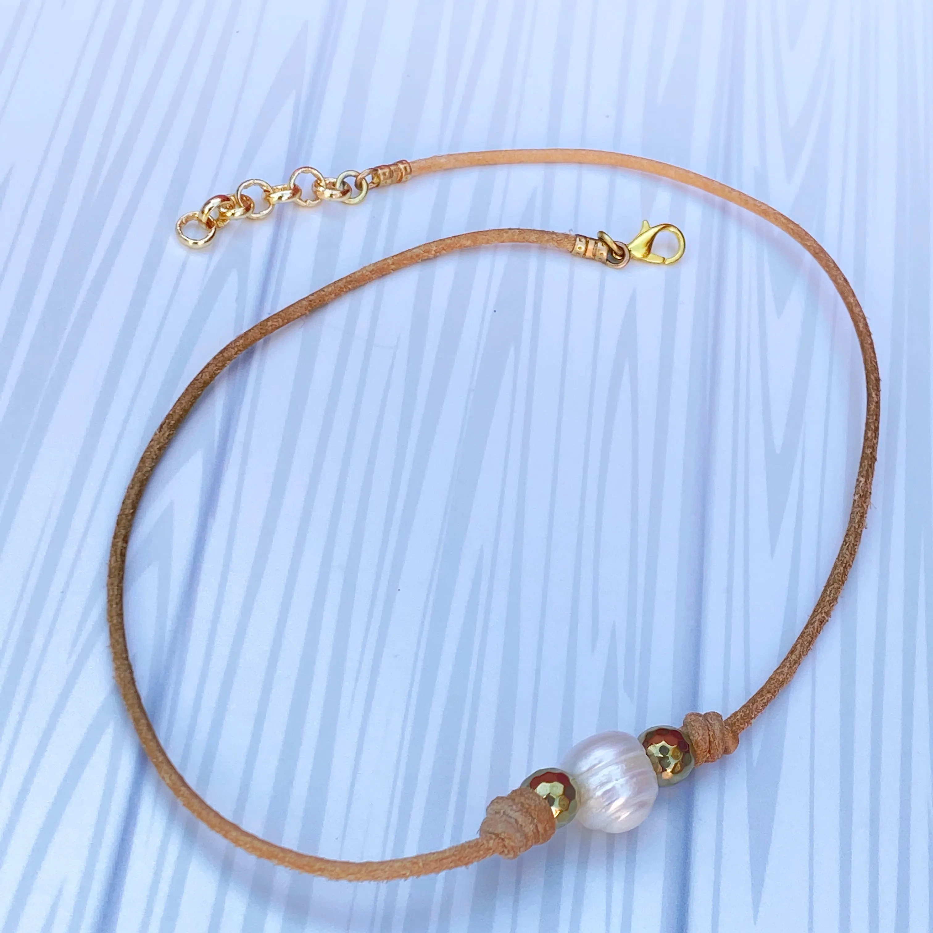 Genuine Pearl Leather Necklace