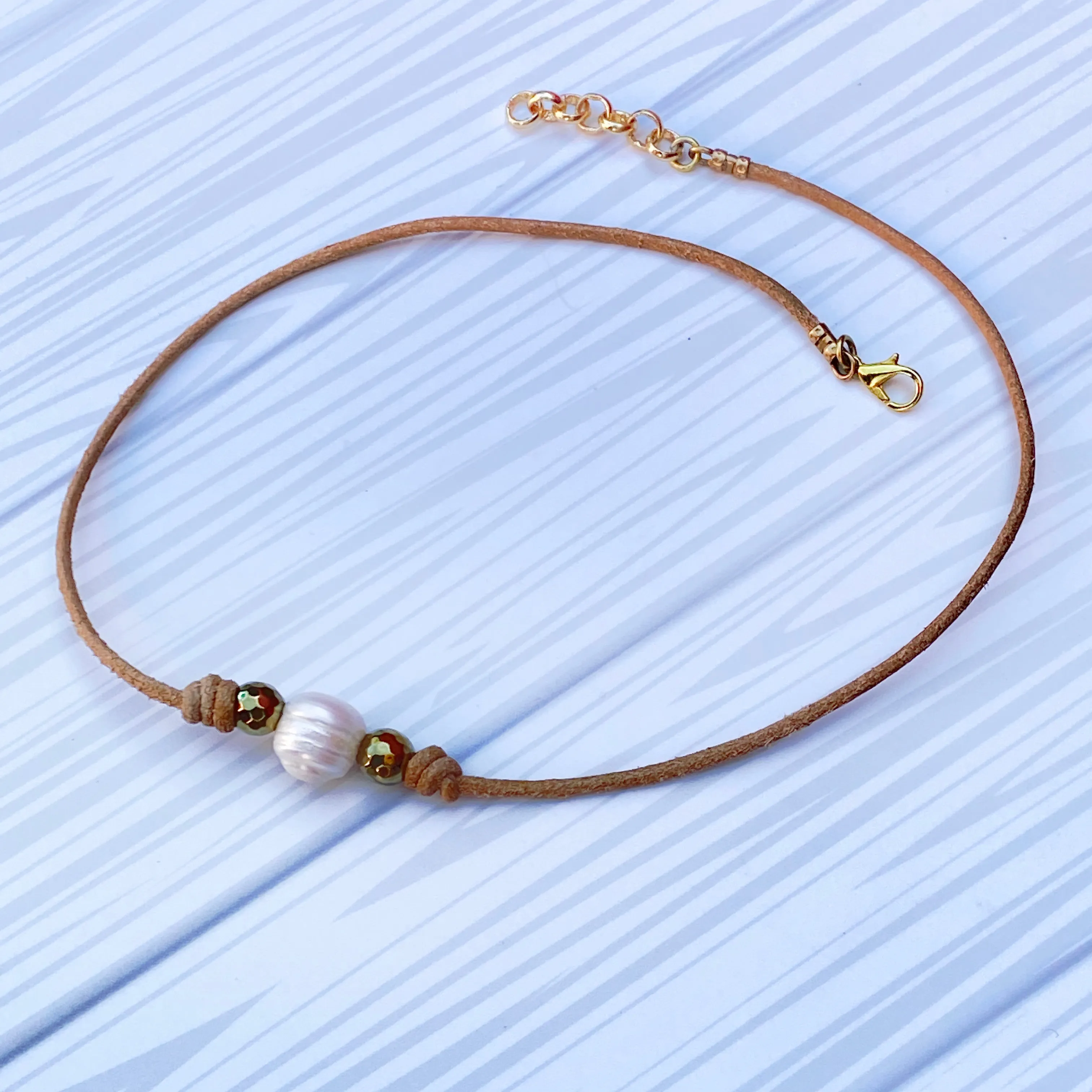 Genuine Pearl Leather Necklace