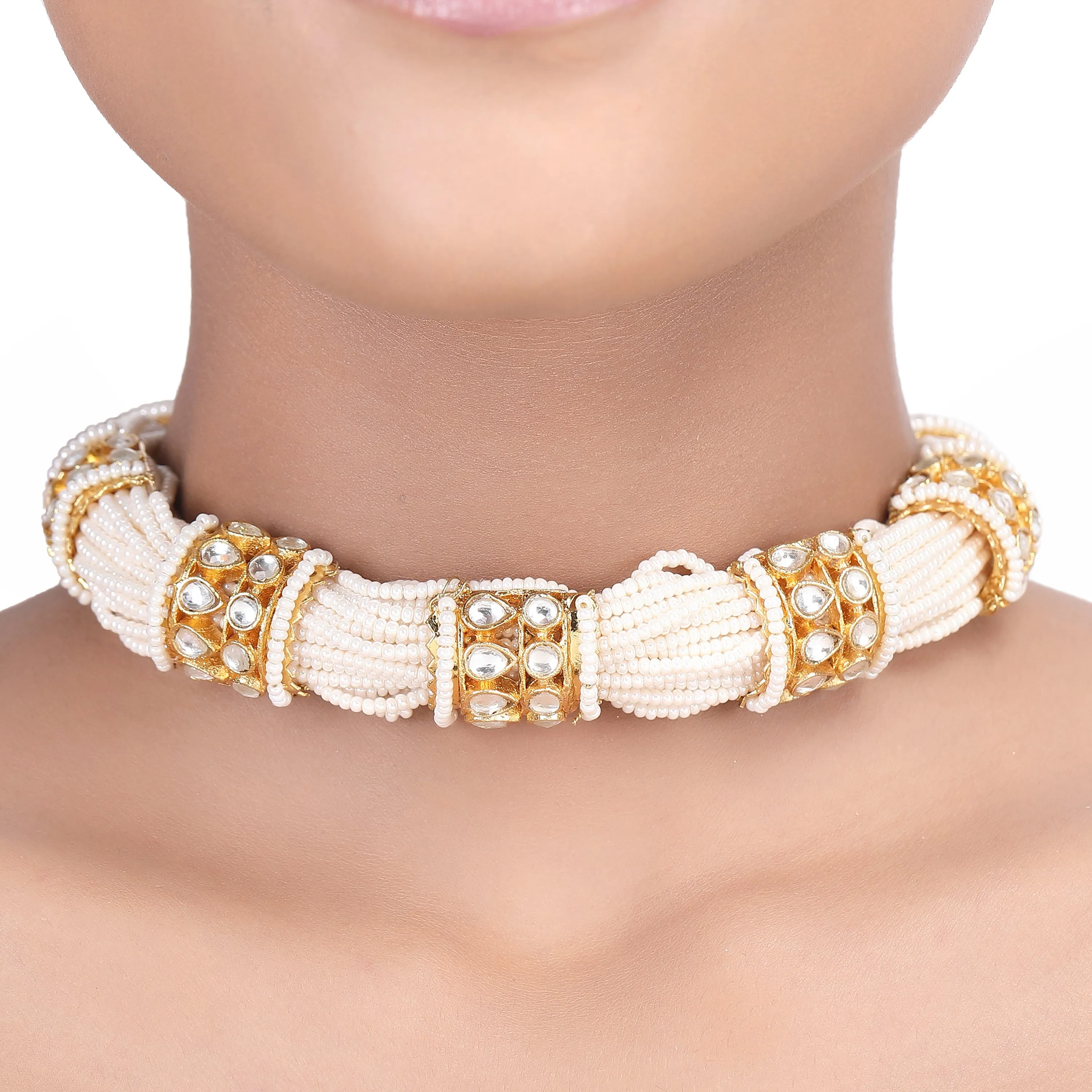 GULUBAND Zyanna kundan choker set