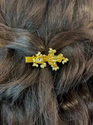 Handmade Round Shaped Kundan Studded Hairpin