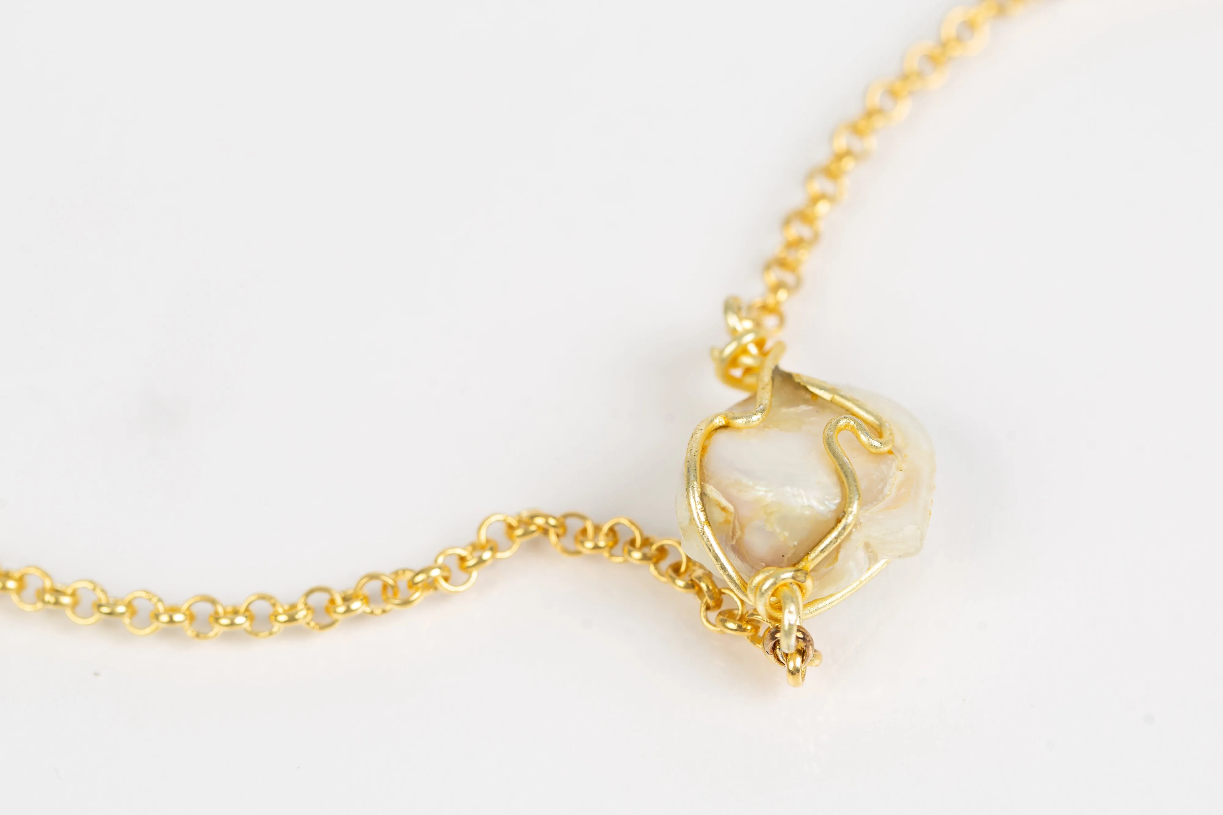 Lola Necklace (Baroque Pearls Wrapped In Gold Wire)