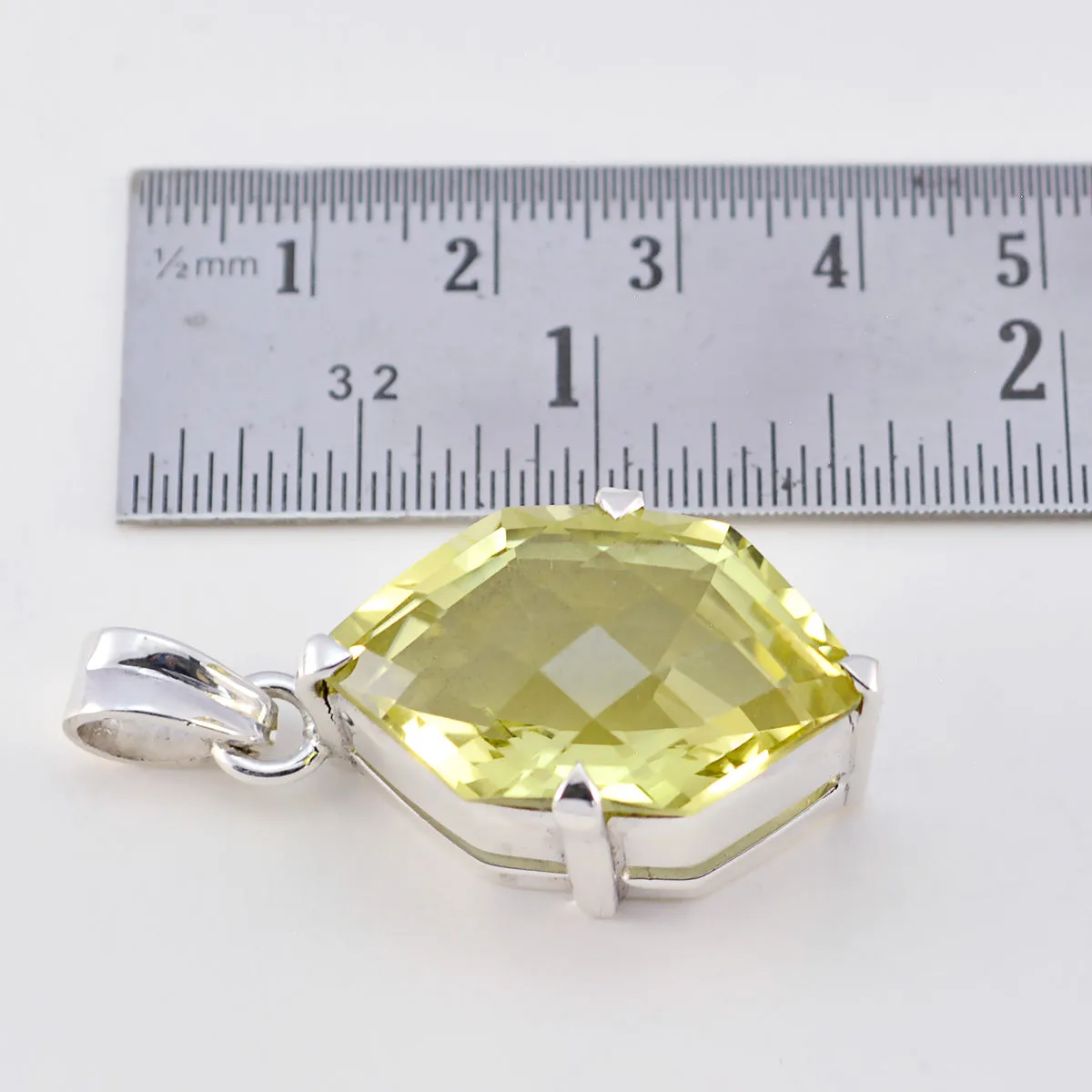 Riyo Genuine Gems Fancy checker Yellow Lemon Quartz 925 Sterling Silver Pendant children day gift